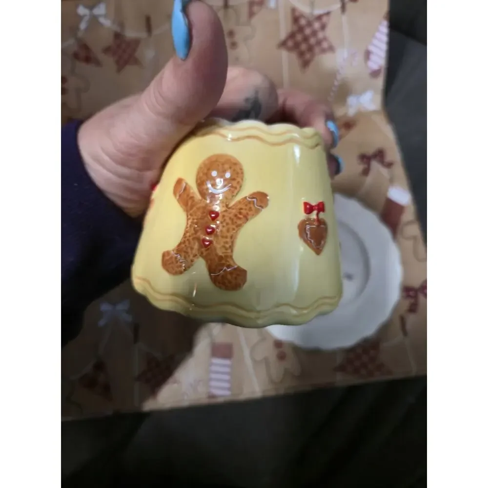 Cute! Vintage Gingerbread Ceramic Candle Holder w Drip Plate Christmas Decor